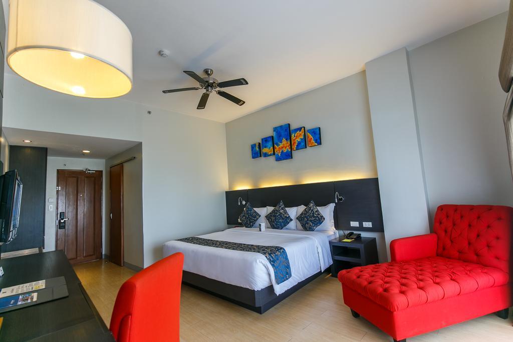 Solea Seaview Resort Lapu-Lapu City Exterior foto
